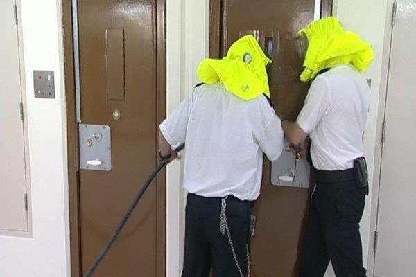 head15_inaction2 1920 x 1280px